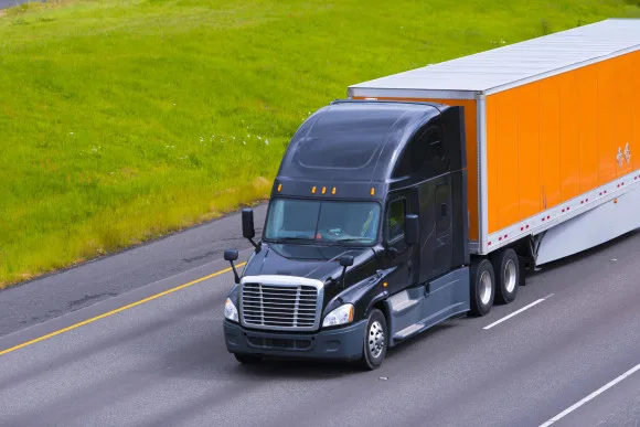 U.S. Proposes Requiring Speed Limit Devices on Trucks, Buses
